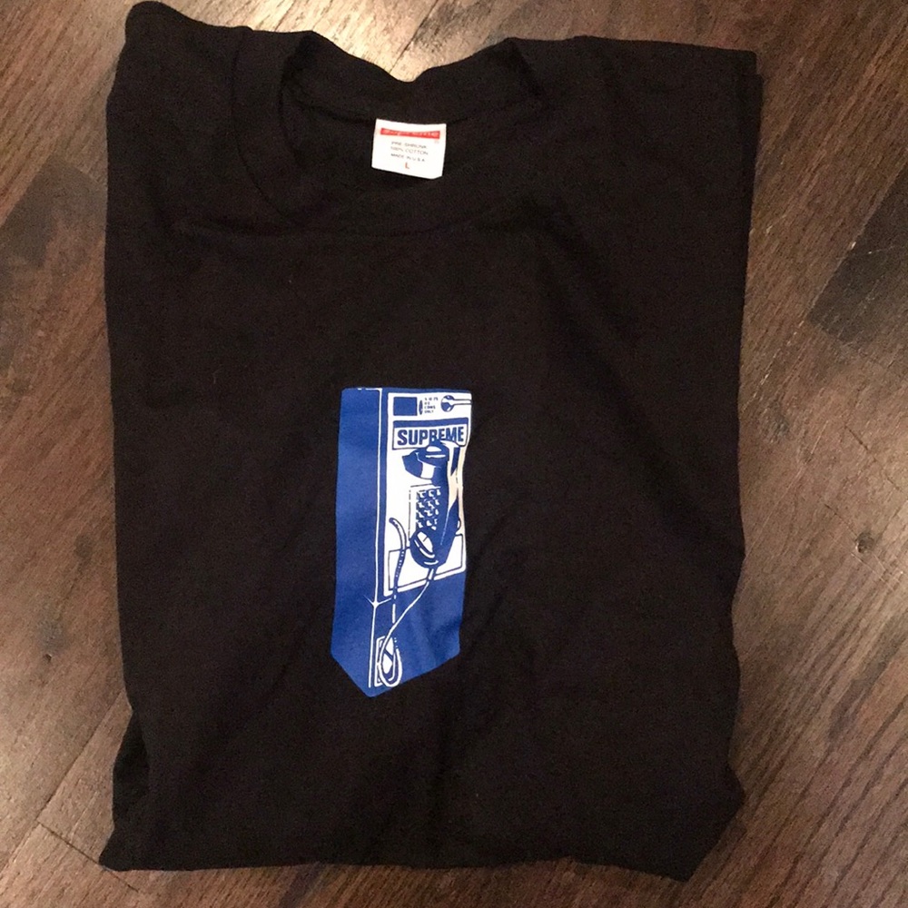 Supreme graphic tee